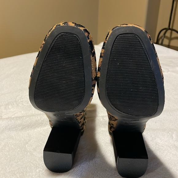 Cheetah Booties Mia Brand - Picture 5 of 8